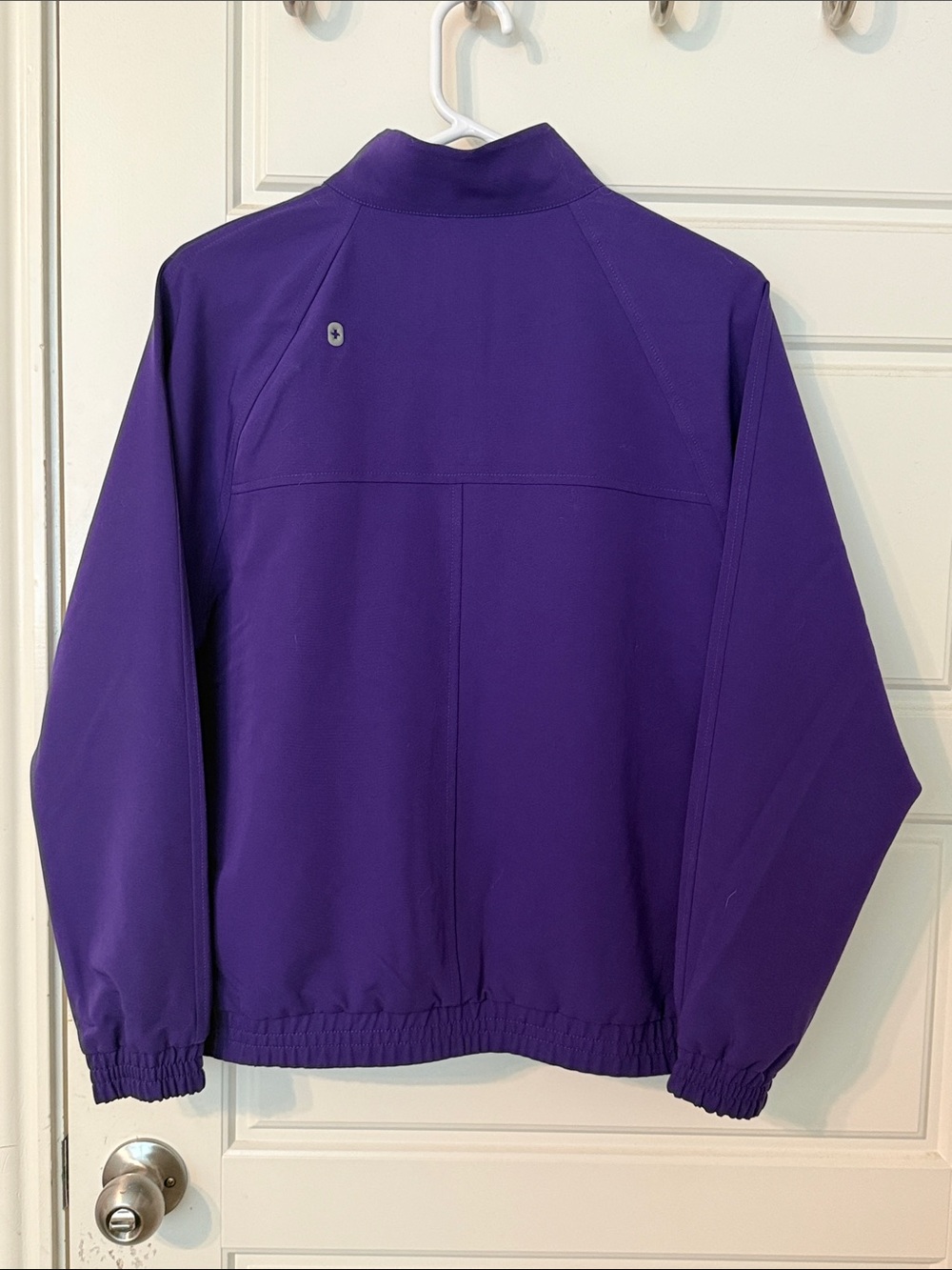 FIGS Sidney Jacket - Picture 6 of 7